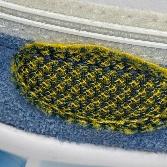 Puma G.V. Special Sneakers Men’s 9 White Red Blue Retro Low-Top - Picture 3 of 13